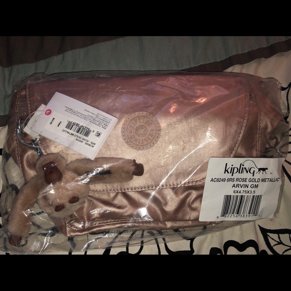 kipling arvin nylon belt bag